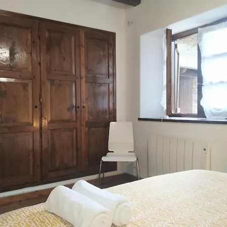 Linsoles Forcau 公寓 贝纳斯克